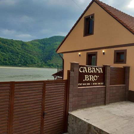 Vila Cabana Bro Clisura Dunarii Liborajdea Exteriér fotografie